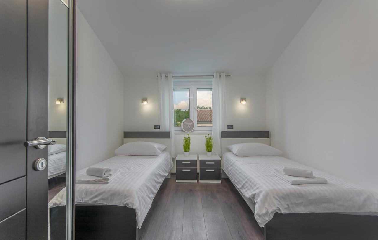 Silver Holiday House Vrvari Экстерьер фото