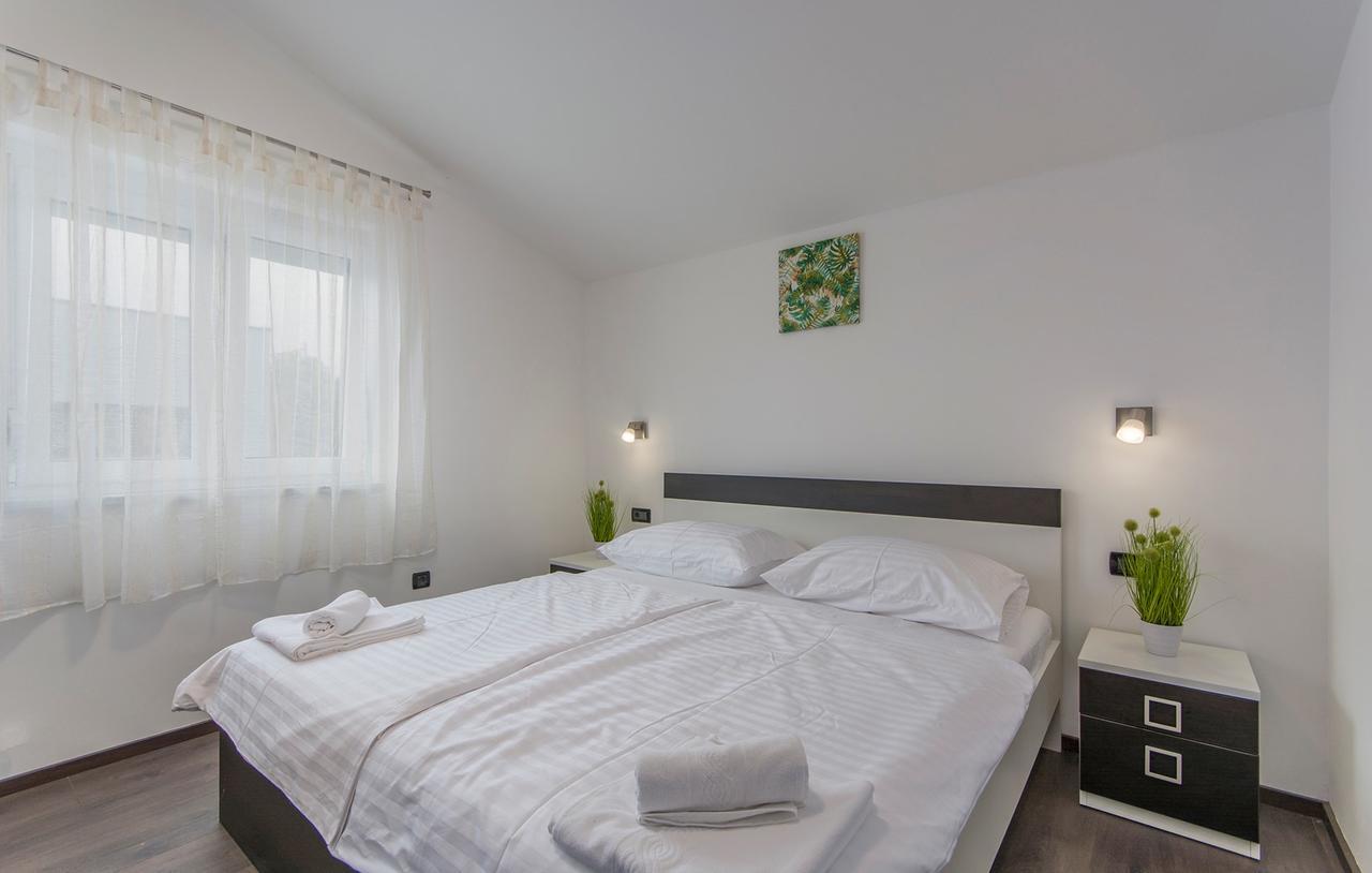 Silver Holiday House Vrvari Экстерьер фото