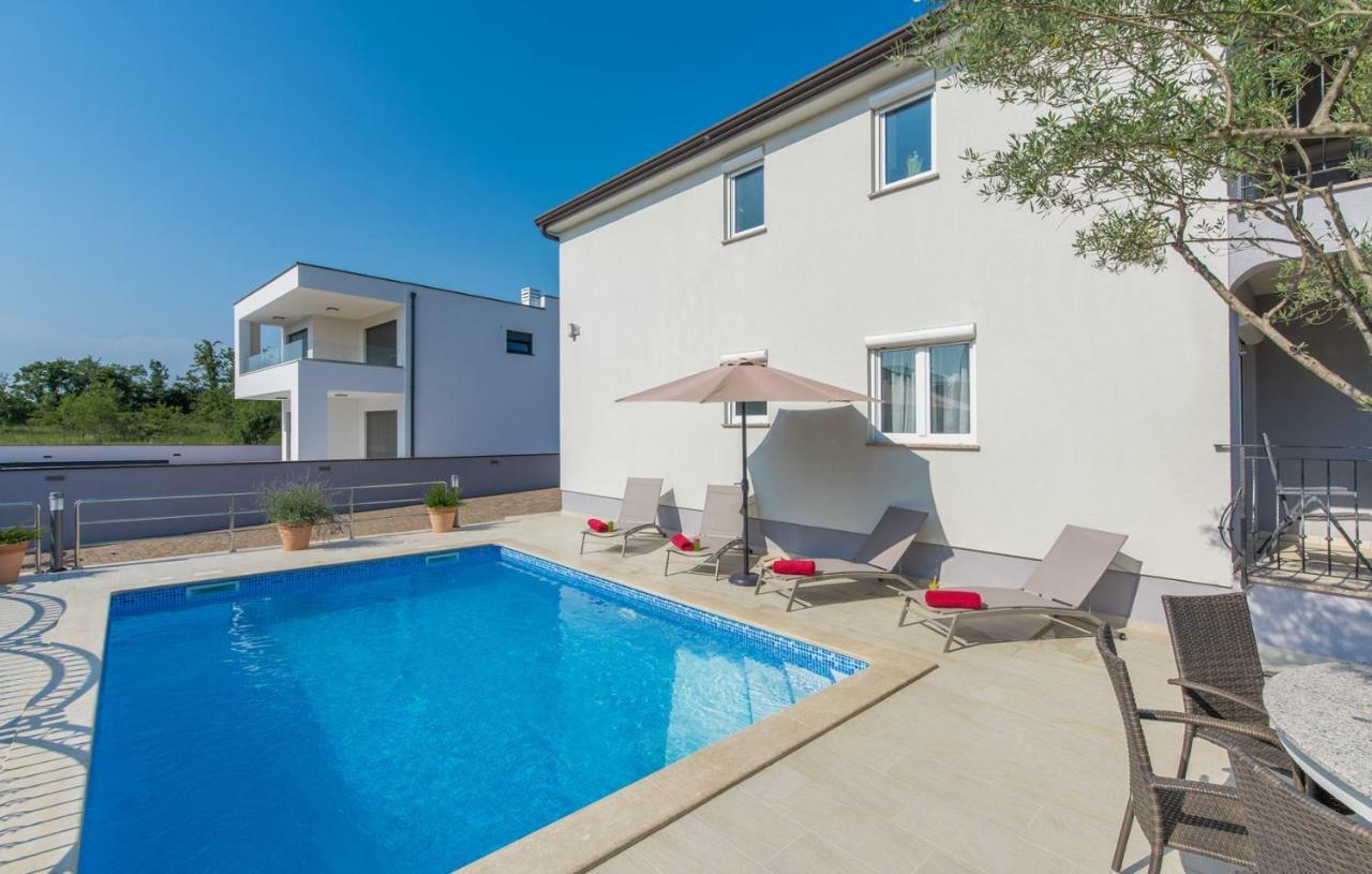 Silver Holiday House Vrvari Экстерьер фото